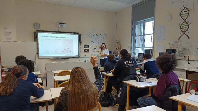 Les femmes et les sciences~2.jpg